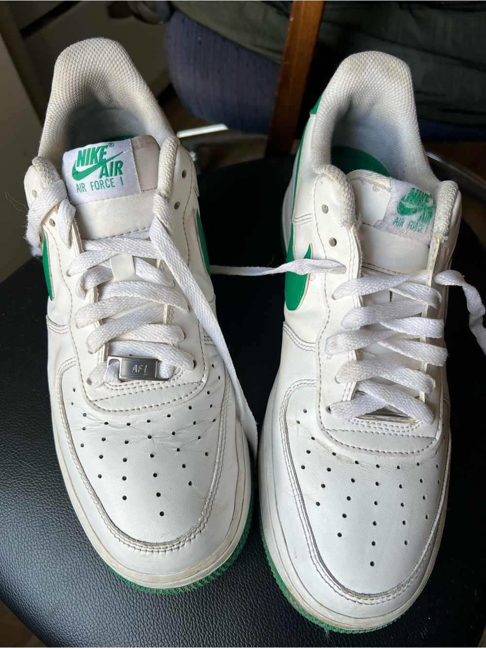 Nike Air Force1 men’s White and Green Sneakers size 10